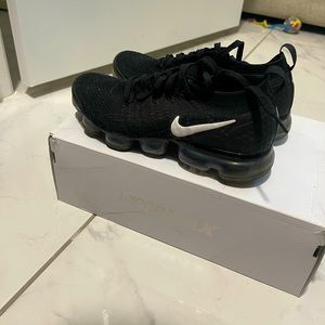 vapor max shoes